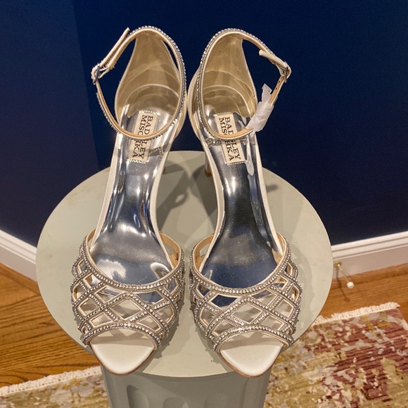 Badgley Mischka Shoes - Badgley Mischka Wedding Shoes size 8
